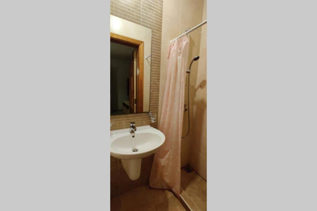Confortable And Quiet Apartment In St. Julian Saint Julian's エクステリア 写真