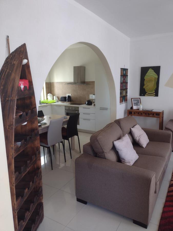 Confortable And Quiet Apartment In St. Julian Saint Julian's エクステリア 写真
